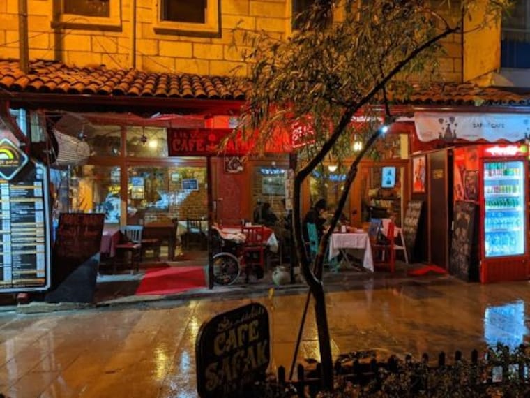 Cafe Safak-1